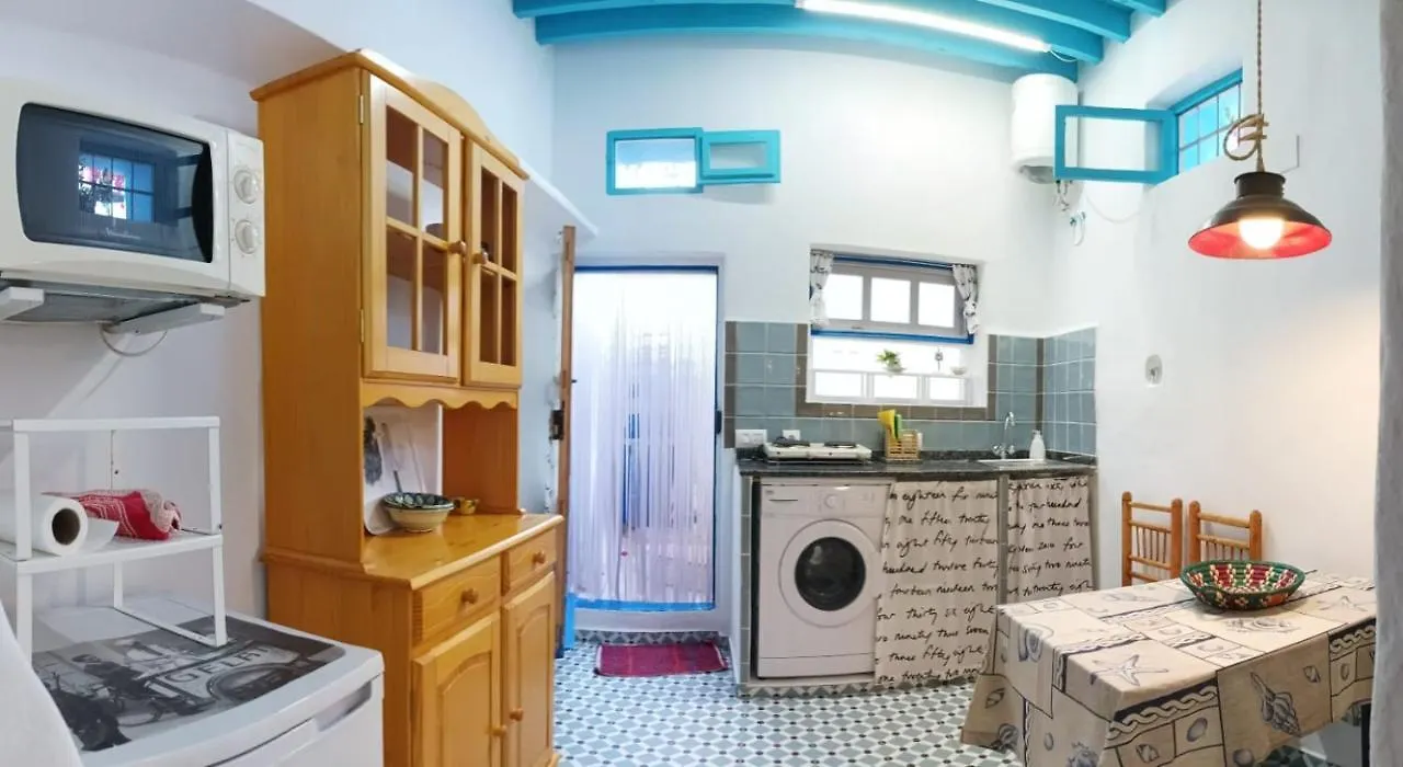 Hostal La Casa del Cine en Níjar 0*,